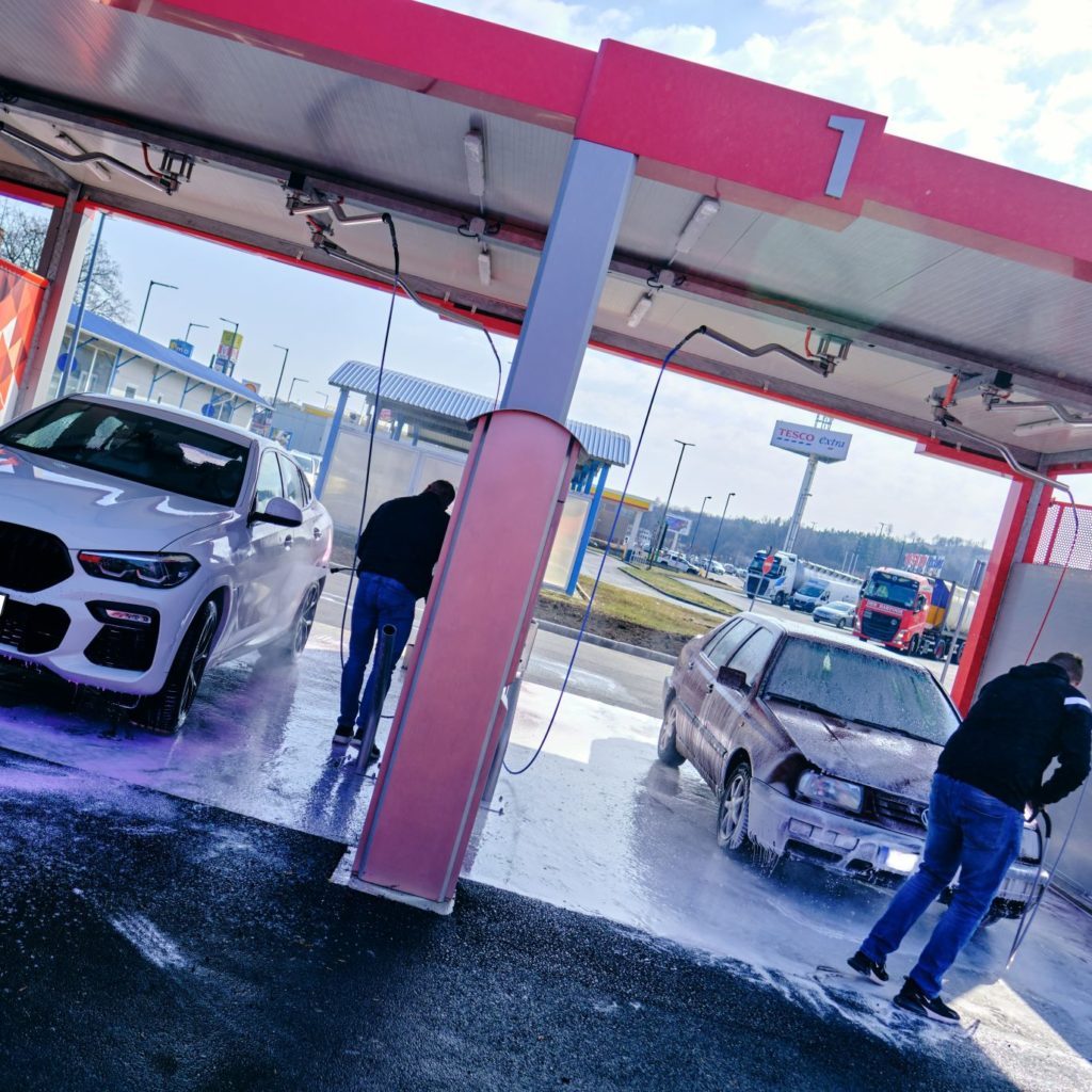 DiBO Miskolc önkiszolgáló autómosó